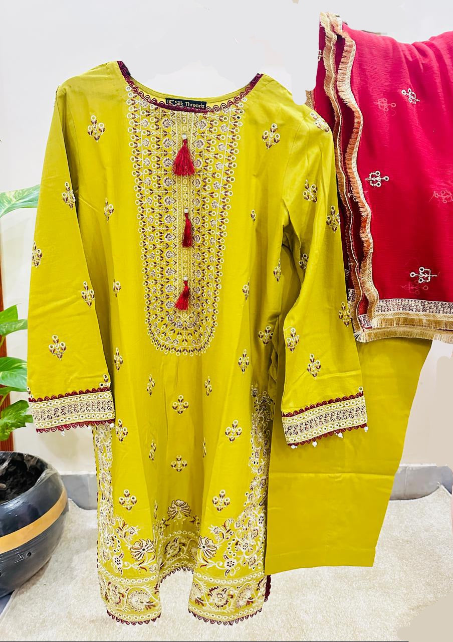 Embroidered luxury cambric lawn