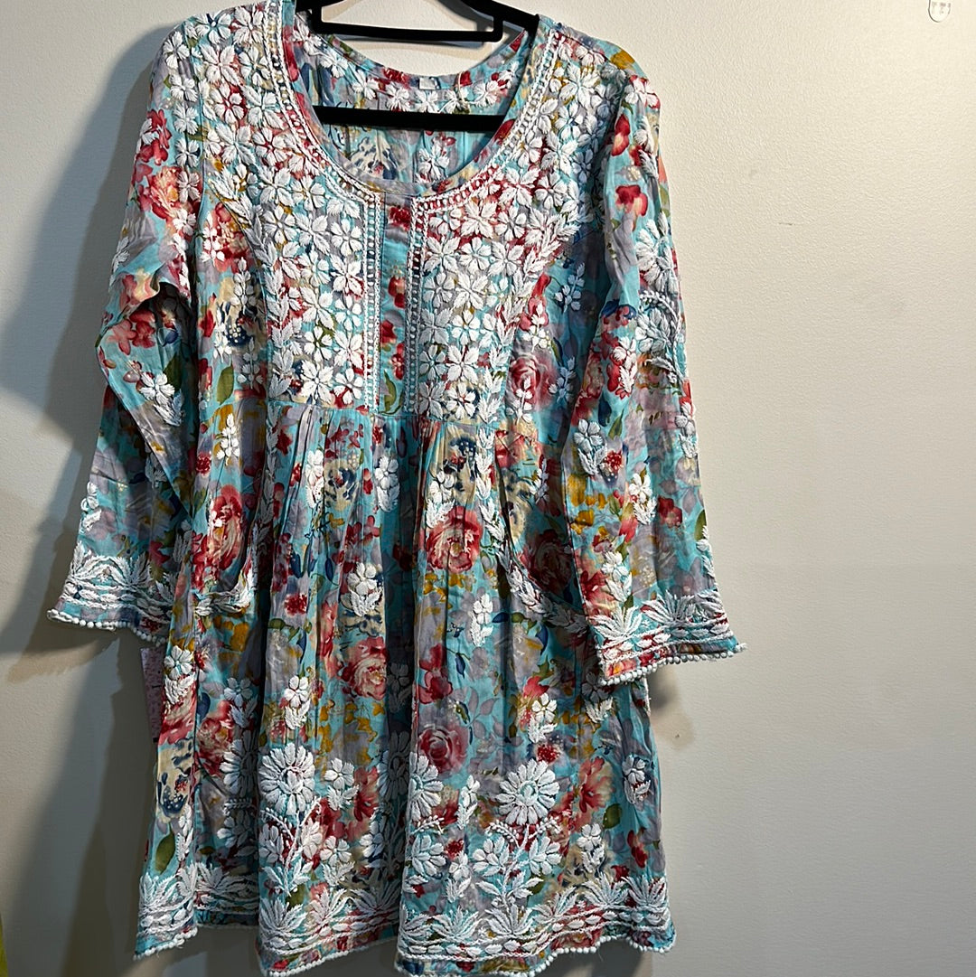 Saman chikankari short kurti