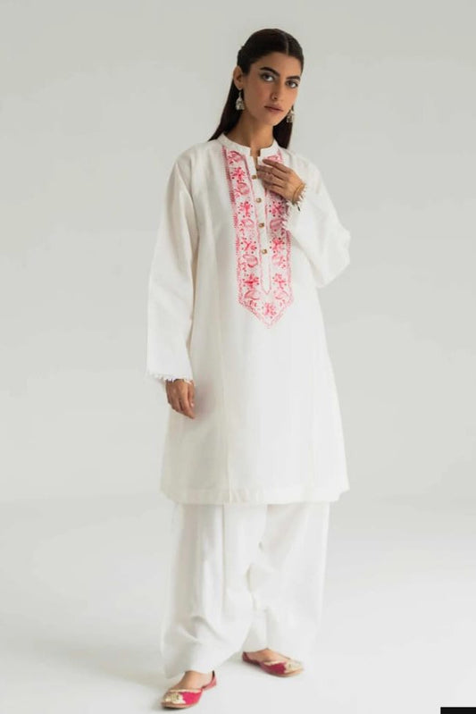 Fine Lawn Embroidered kurti